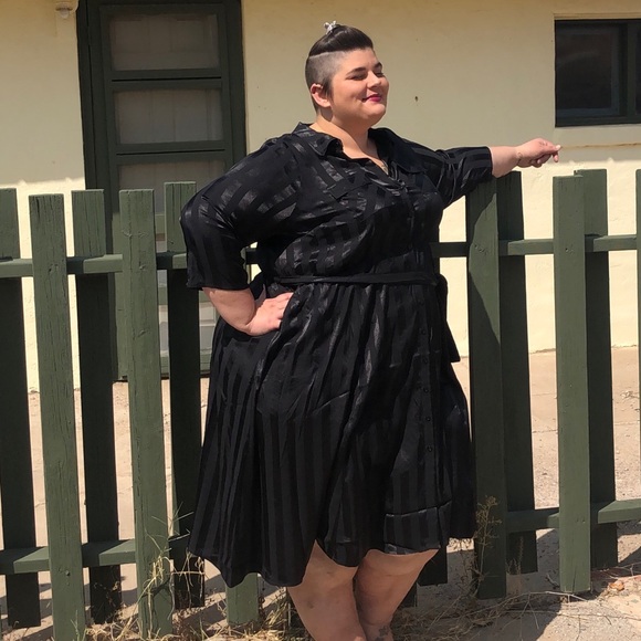 Meet your Posher, Tabitha - Picture 5 of 12